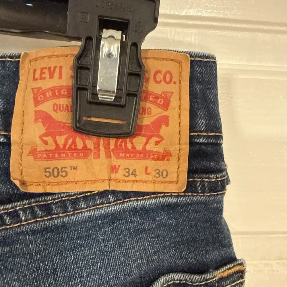 Levis product pair