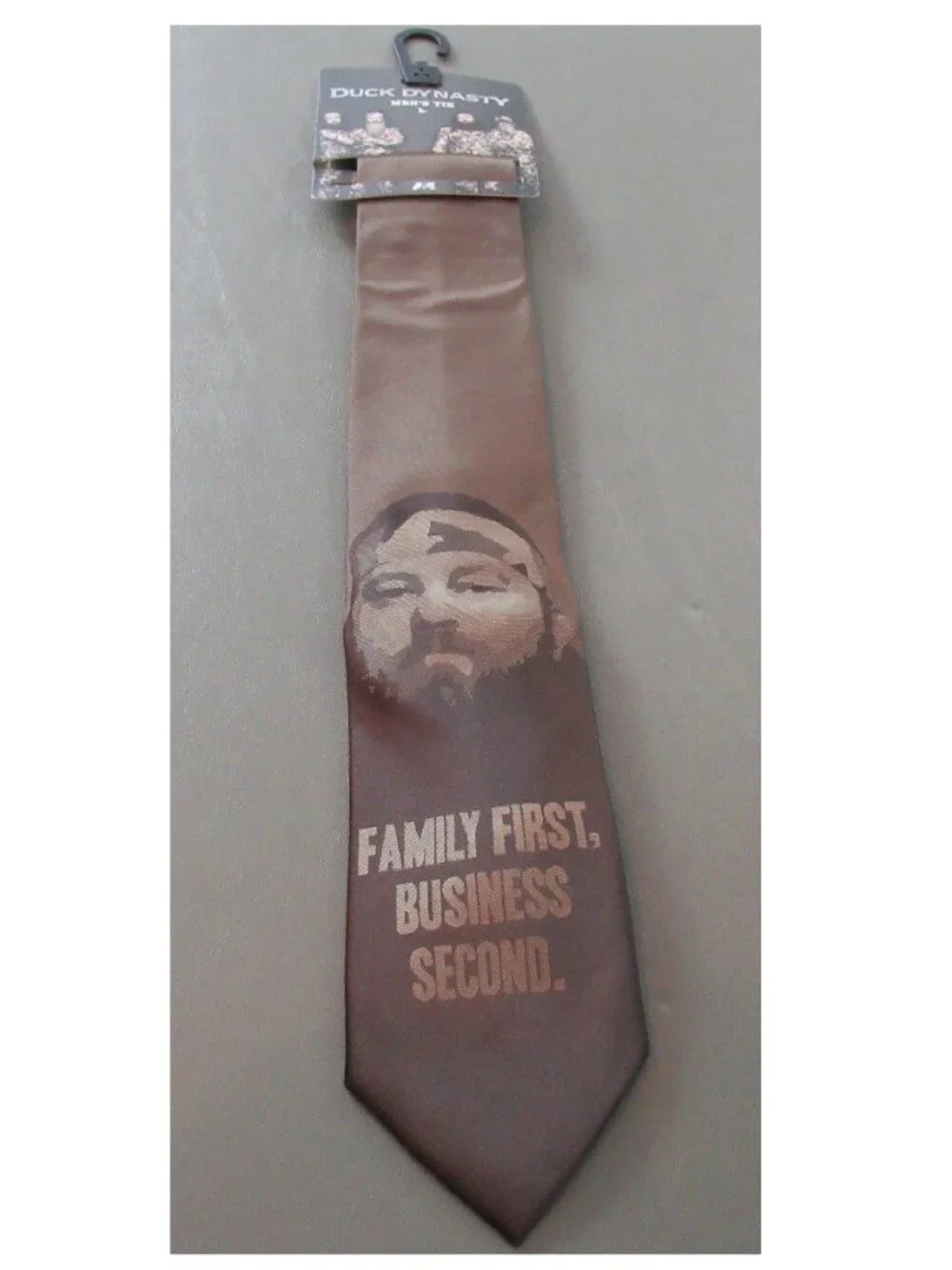 A&E Duck Dynasty Men's Willie Family First Neck Tie, Brown, One Size