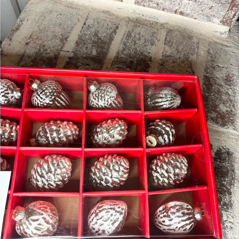 NEW Martha Stewart Silver Pinecone Acorn Mercury Glass Ornaments Set of 16