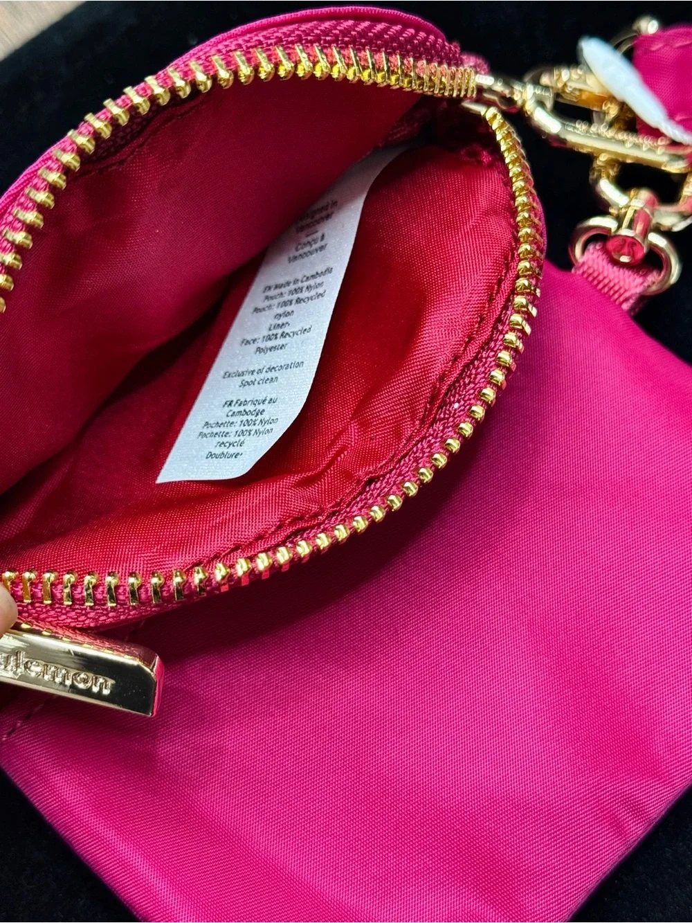 lululemon athletica compact wristlet
