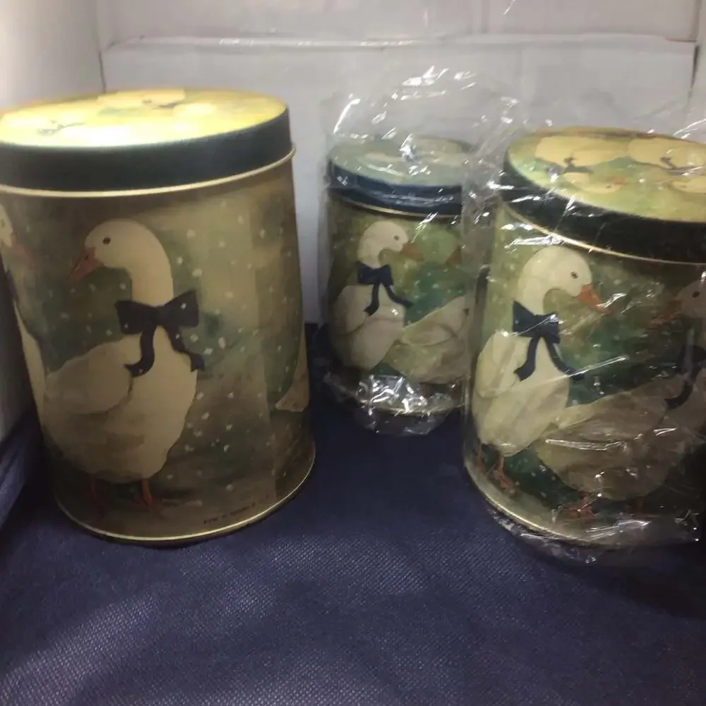 Unbranded set nesting