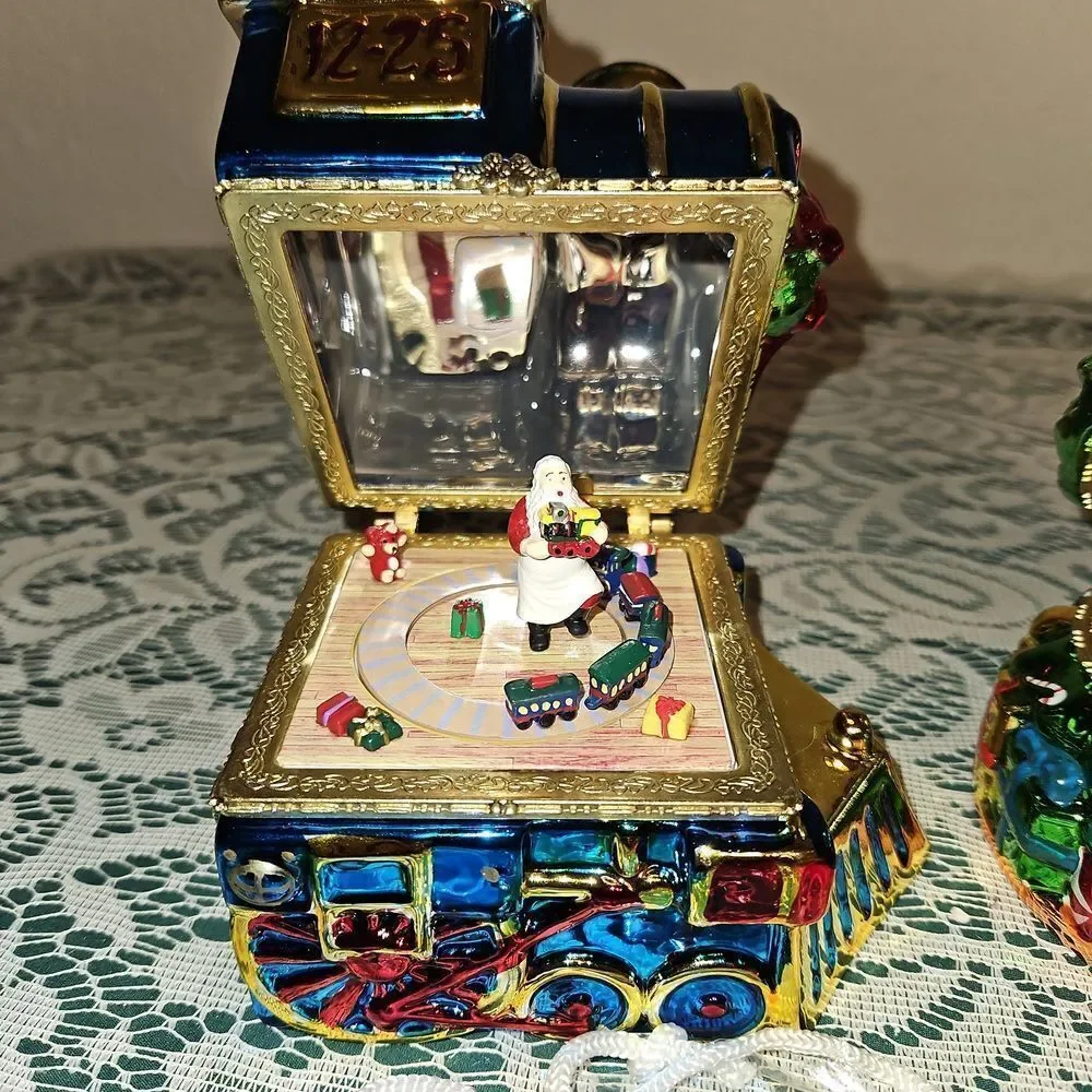 Mr. Christmas set mr