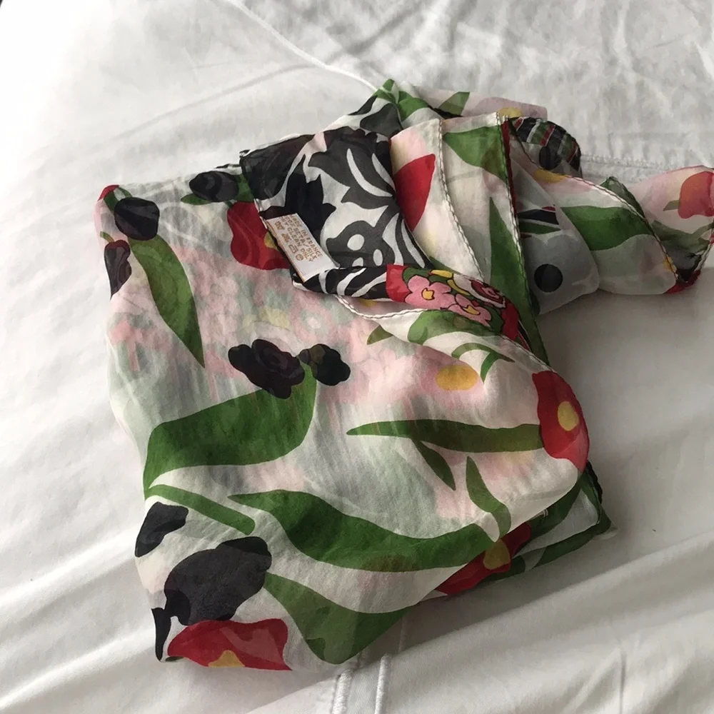 Kenzo stunning piece