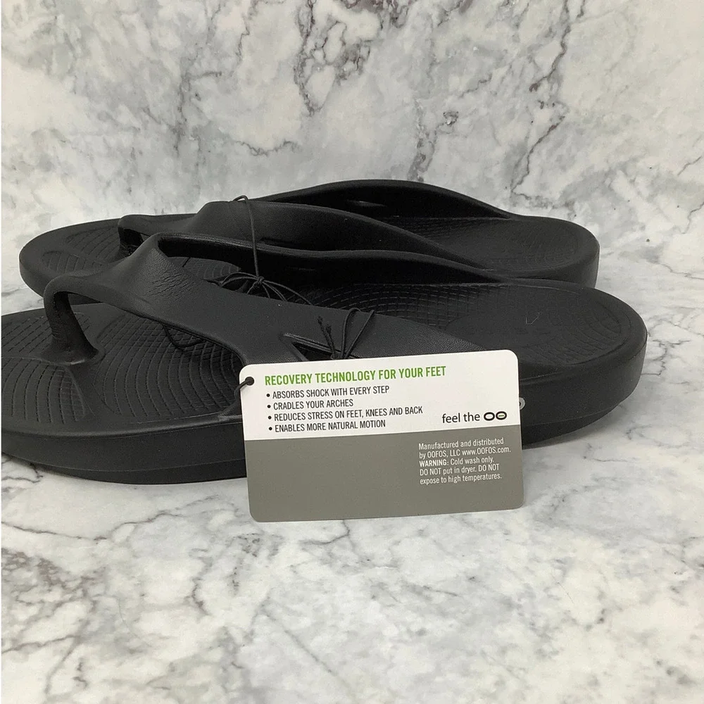 OOFOS cushioned recovery