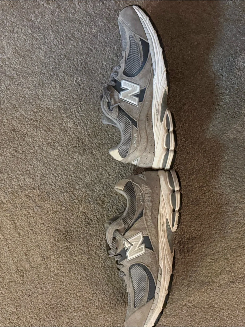 New Balance Gray Mesh & Suede Sneakers 2002 R