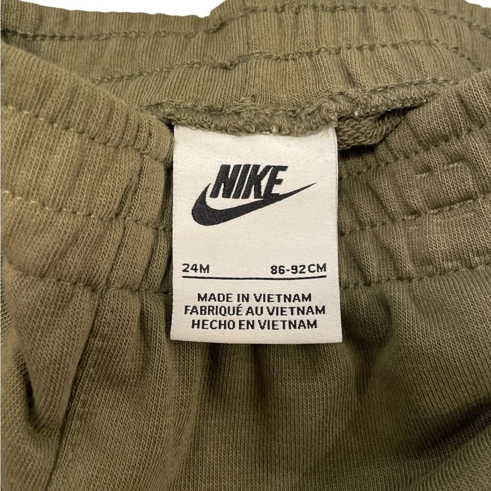 Nike piece tee