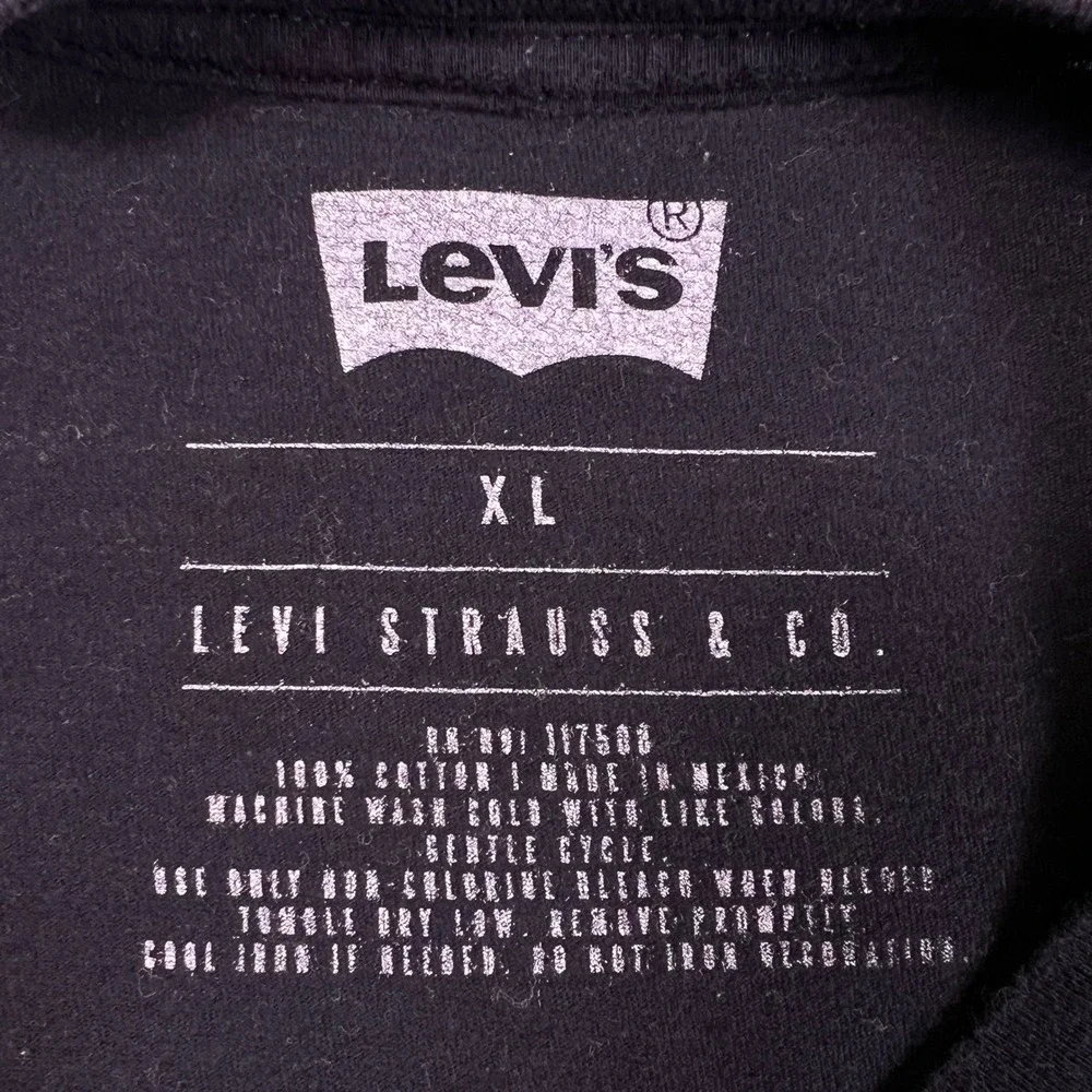 Levis flat lay
