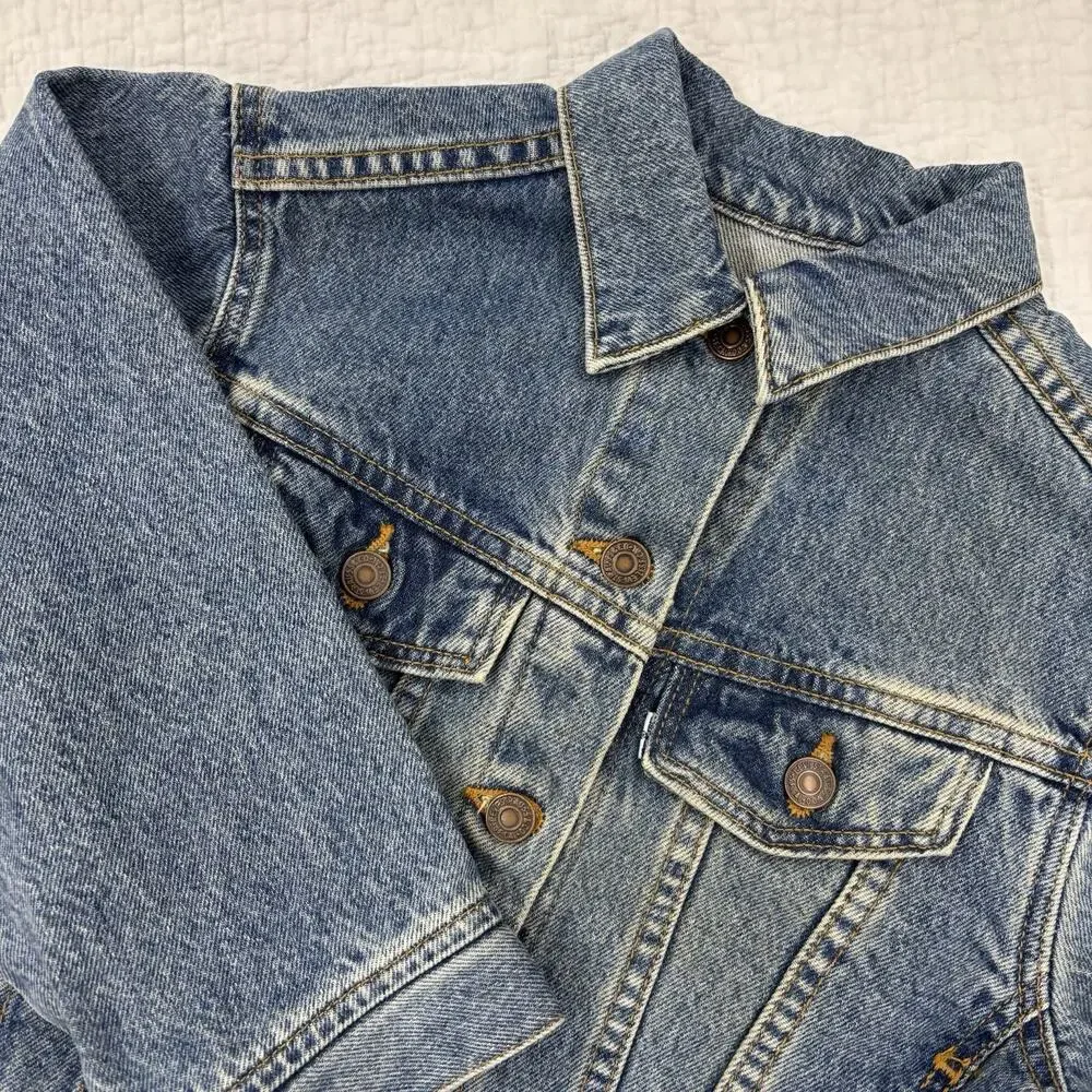 Vintage Levis Girls Size Small Denim Trucker Jacket