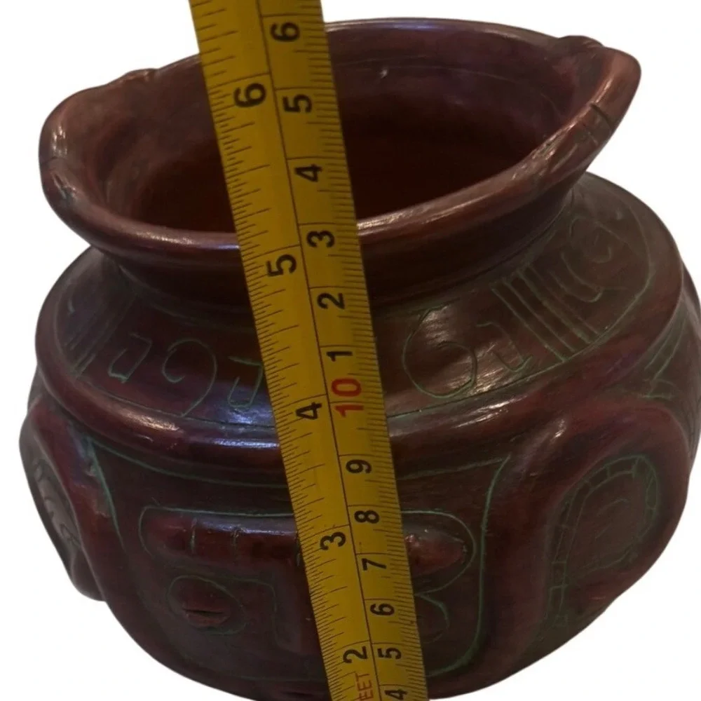N/A handcrafted vintage