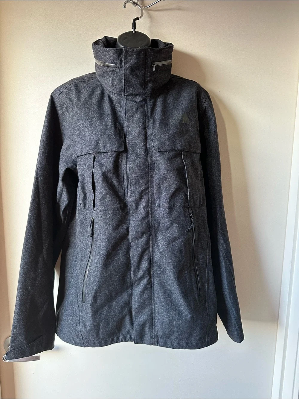 The North Face Kassler Field Jacket DryVent 3L Charcoal Gray M-65: Men's Size:S