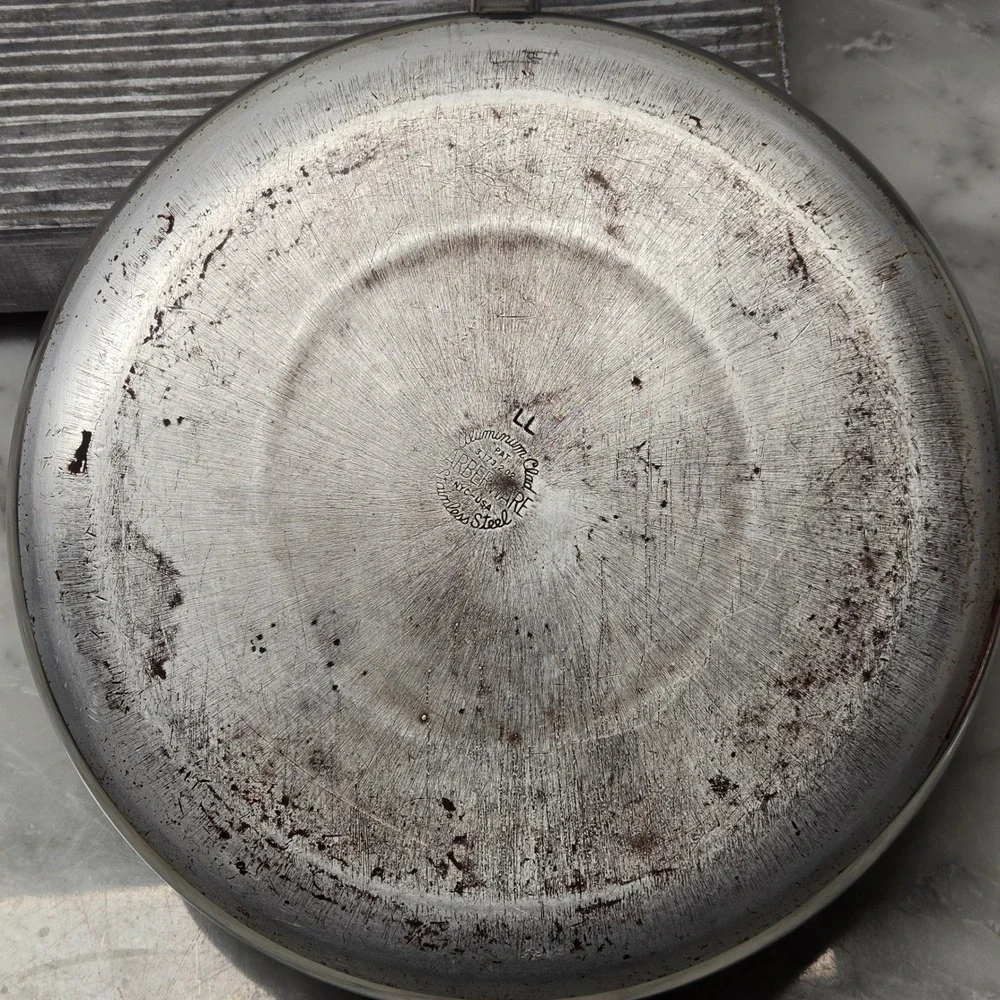Farberware durable meal sautéing