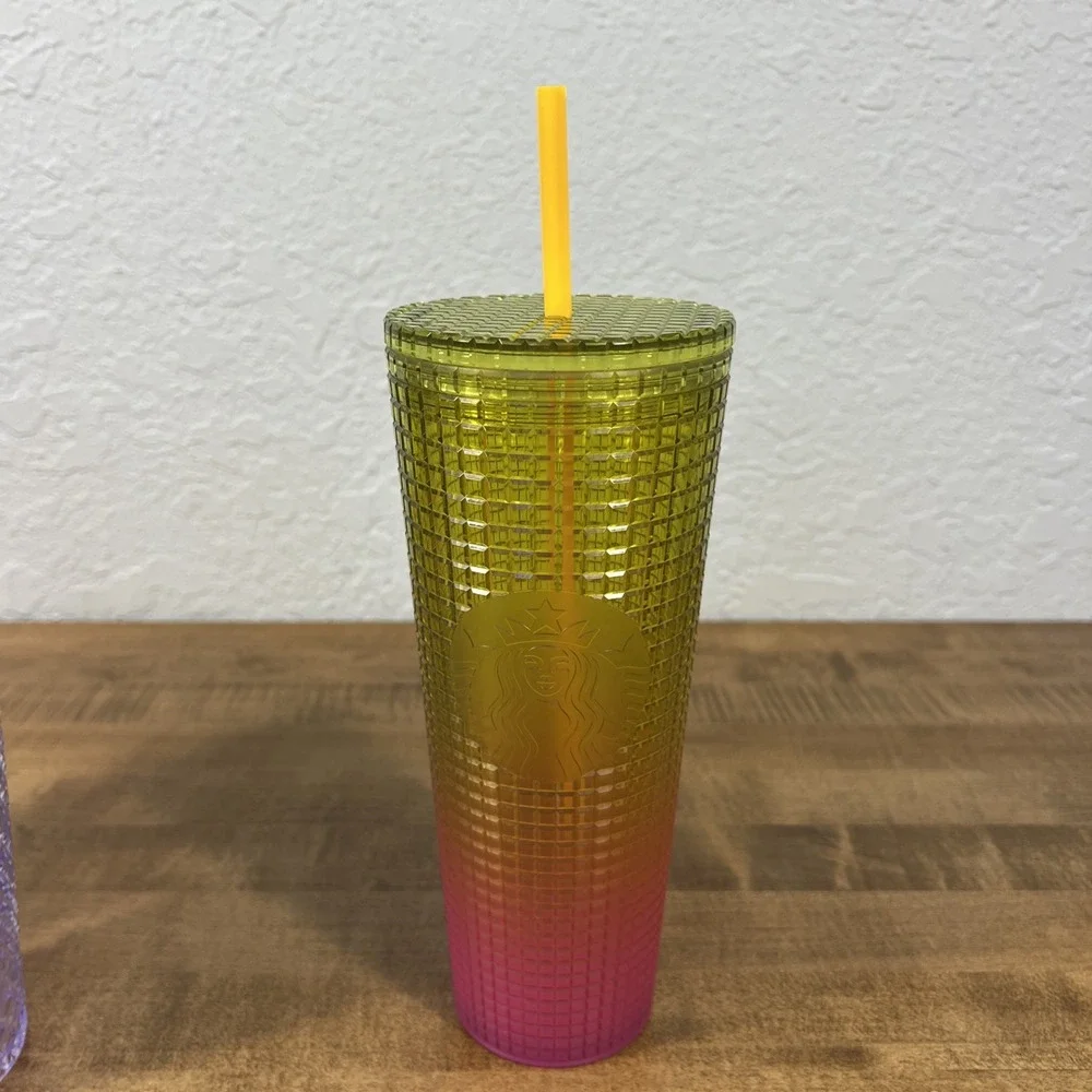 Starbucks venti 24oz
