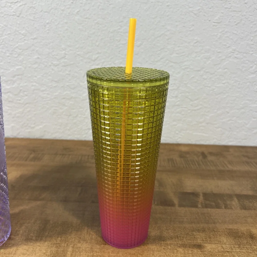 Starbucks venti 24oz