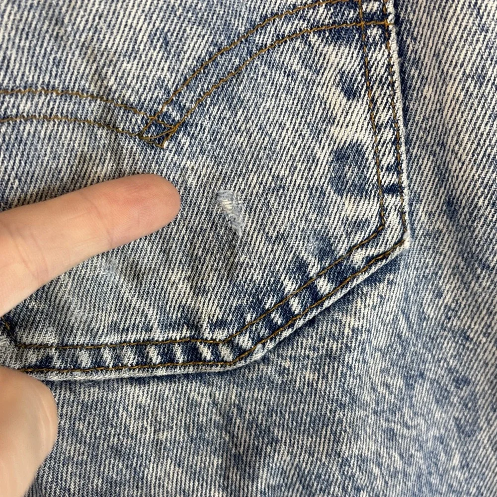 Levis heavily grease