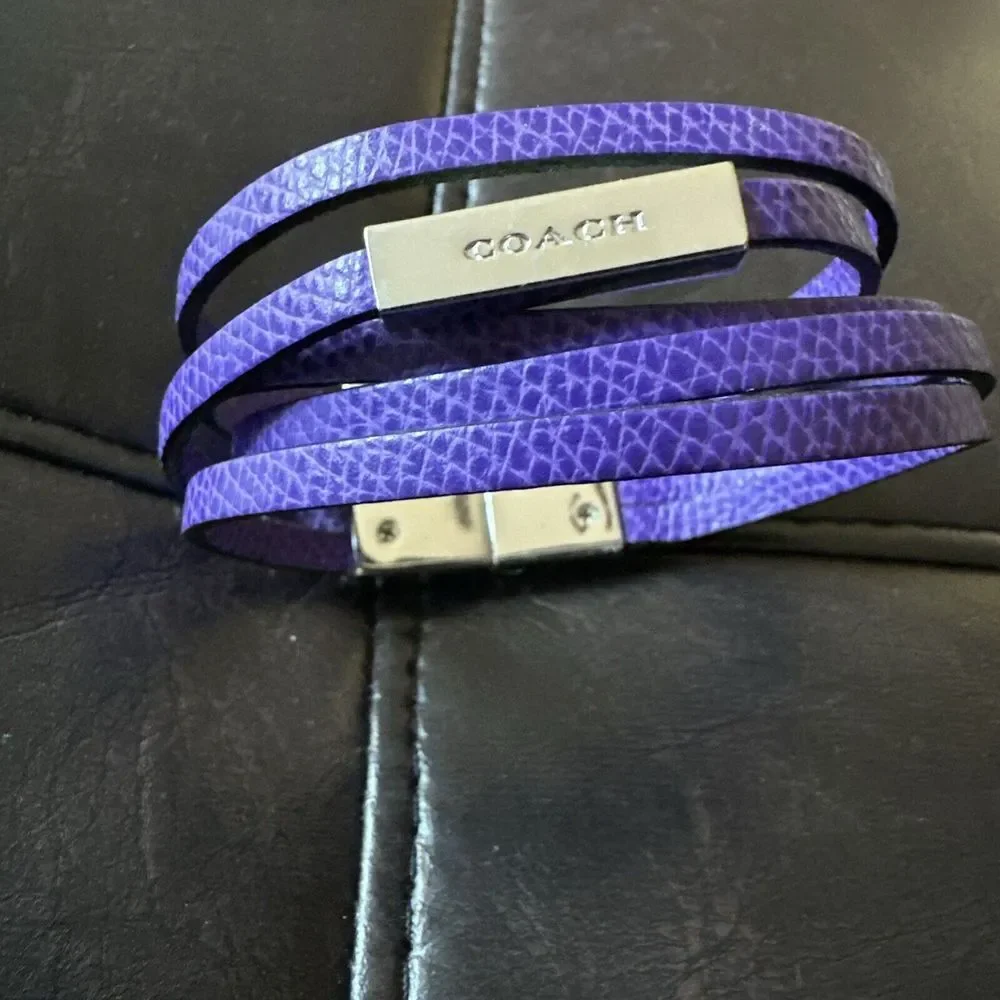 Coach preowned as