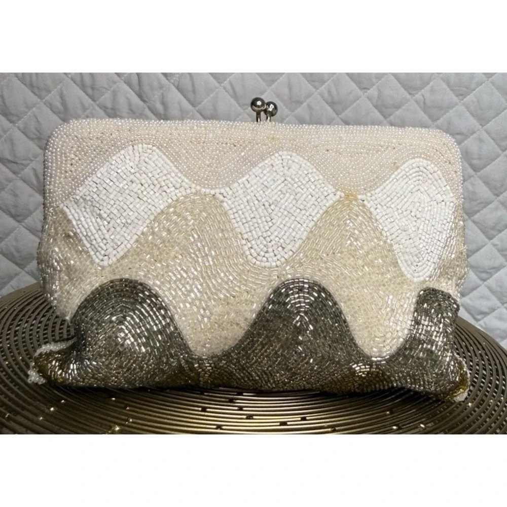 Vintage Prom Beaded Clutch Purse Wavy‎ Pattern Metallic Shimmer Glass Seed Beads