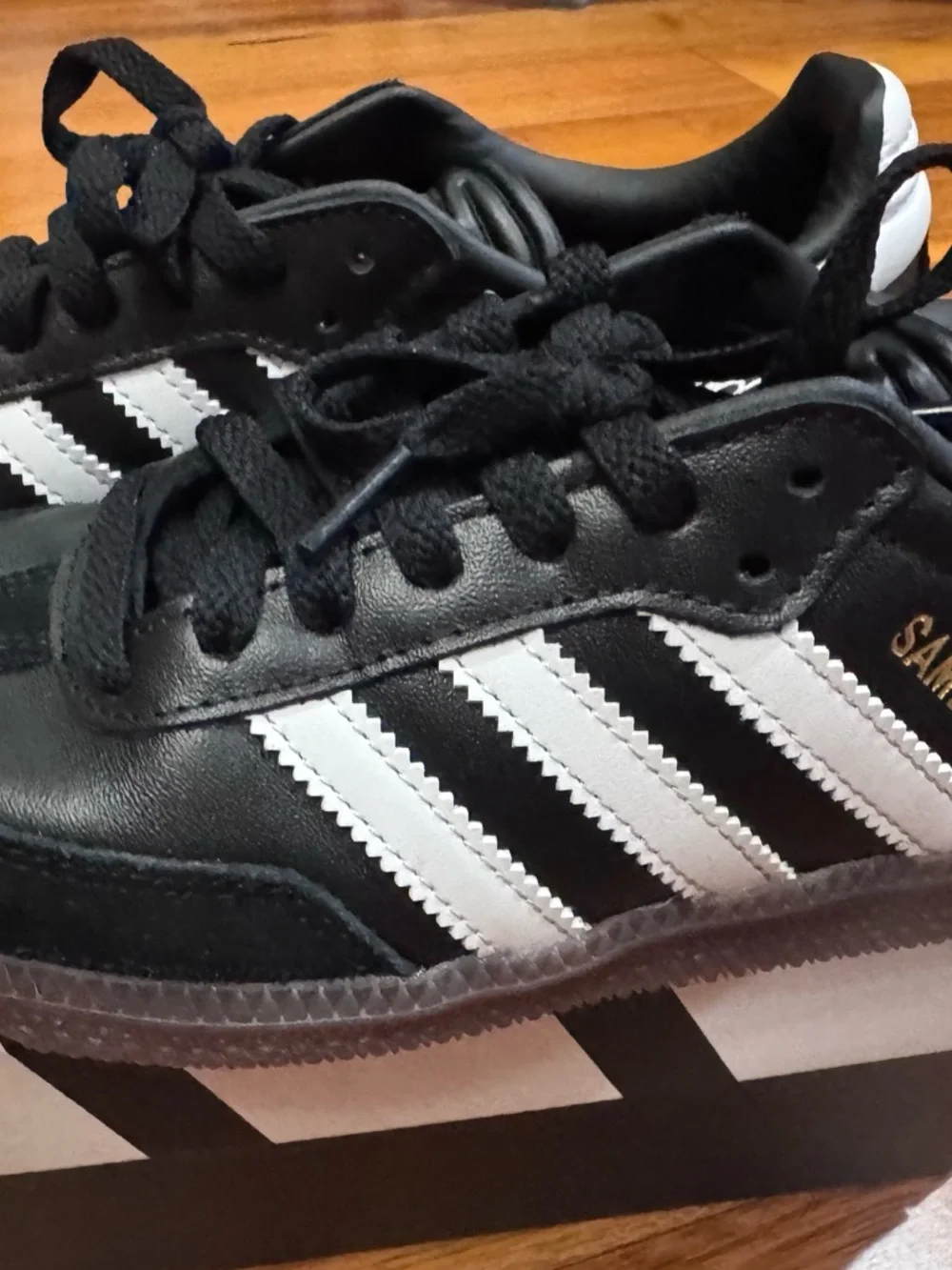 adidas authentic samba