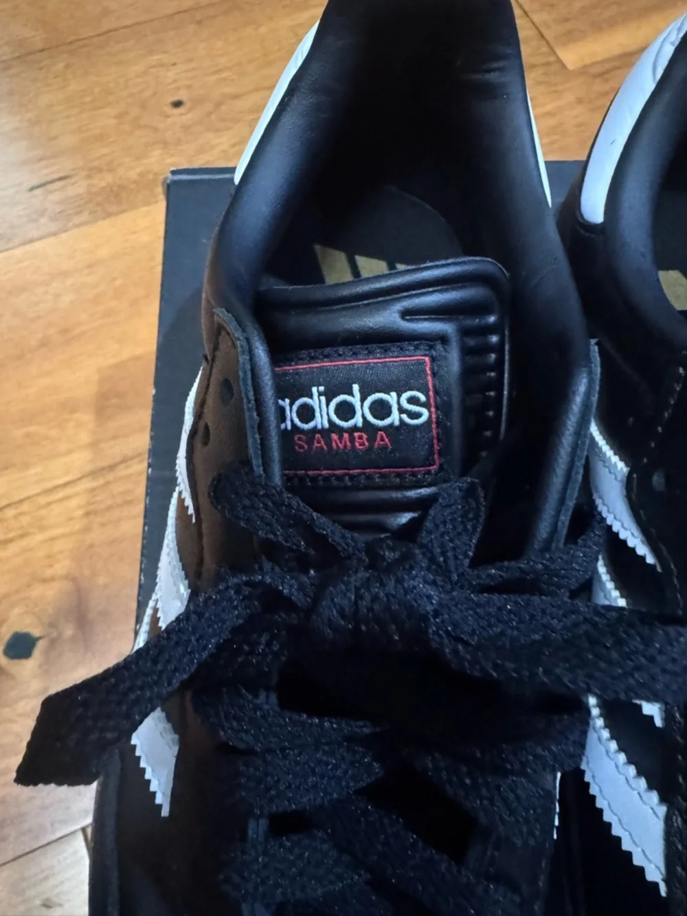 adidas authentic samba