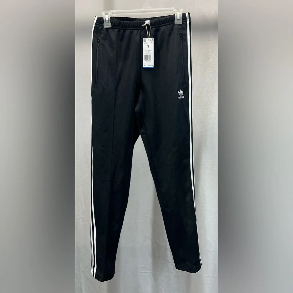 adidas classic black