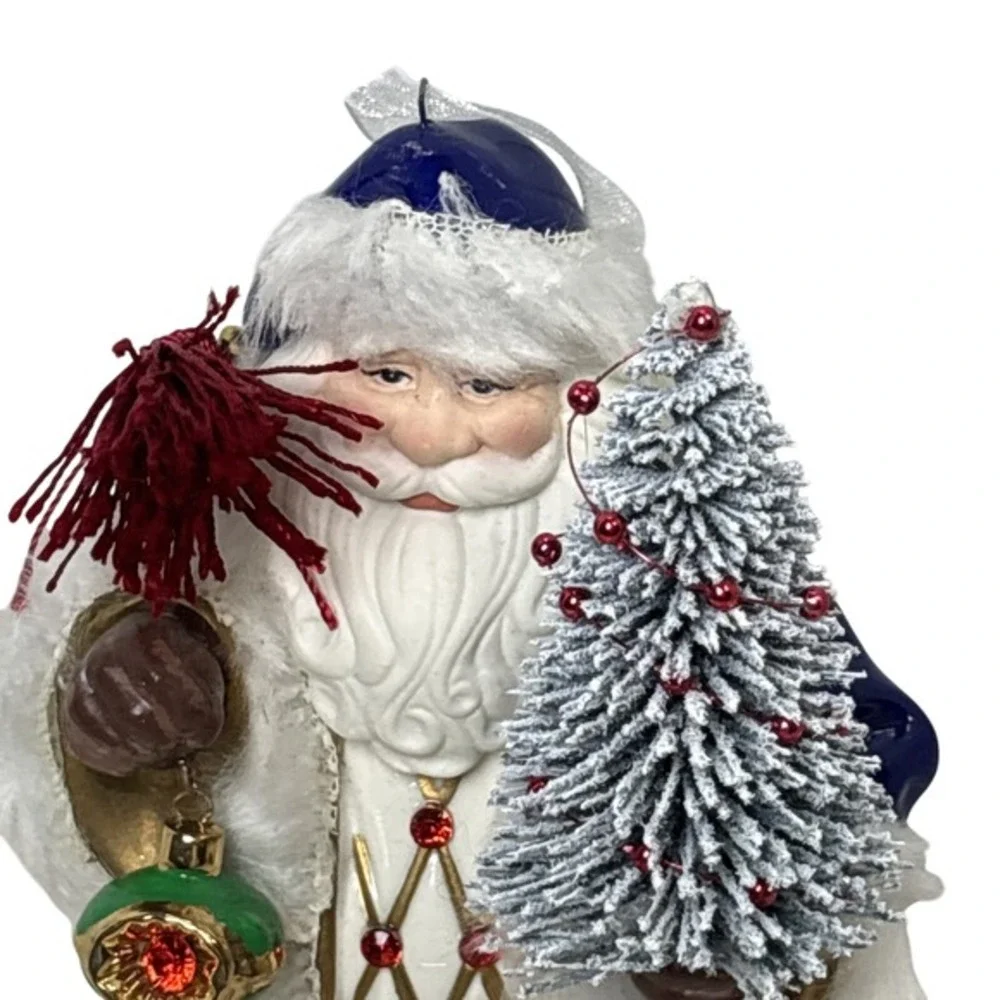 2018 Hallmark Keepsake Old World Santa Porcelain Premium‎ Ornament