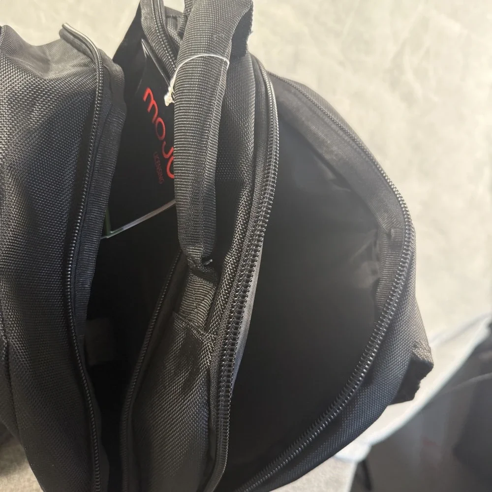 MOJO‎ CHI White Socks Backpack
