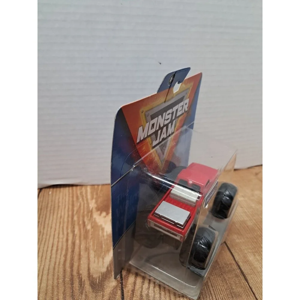 Spin Master cards may