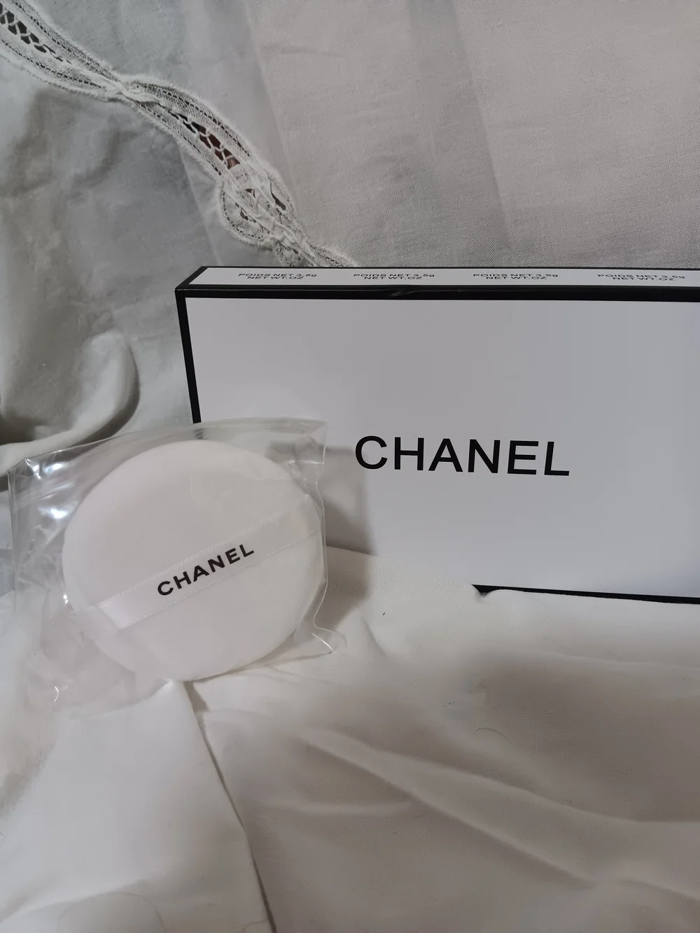 CHANEL nwot authentic