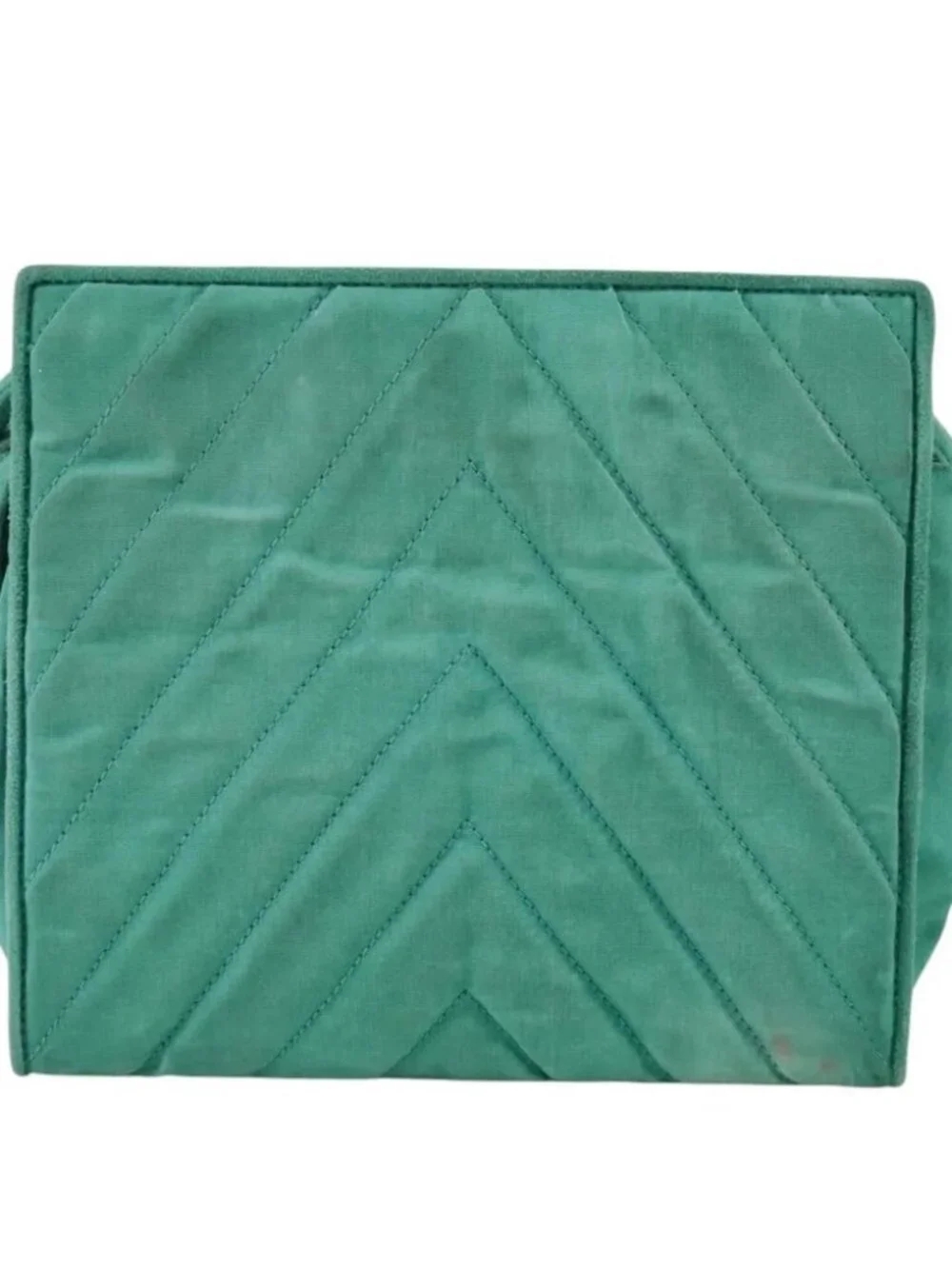 CHANEL brand	chanel color	green