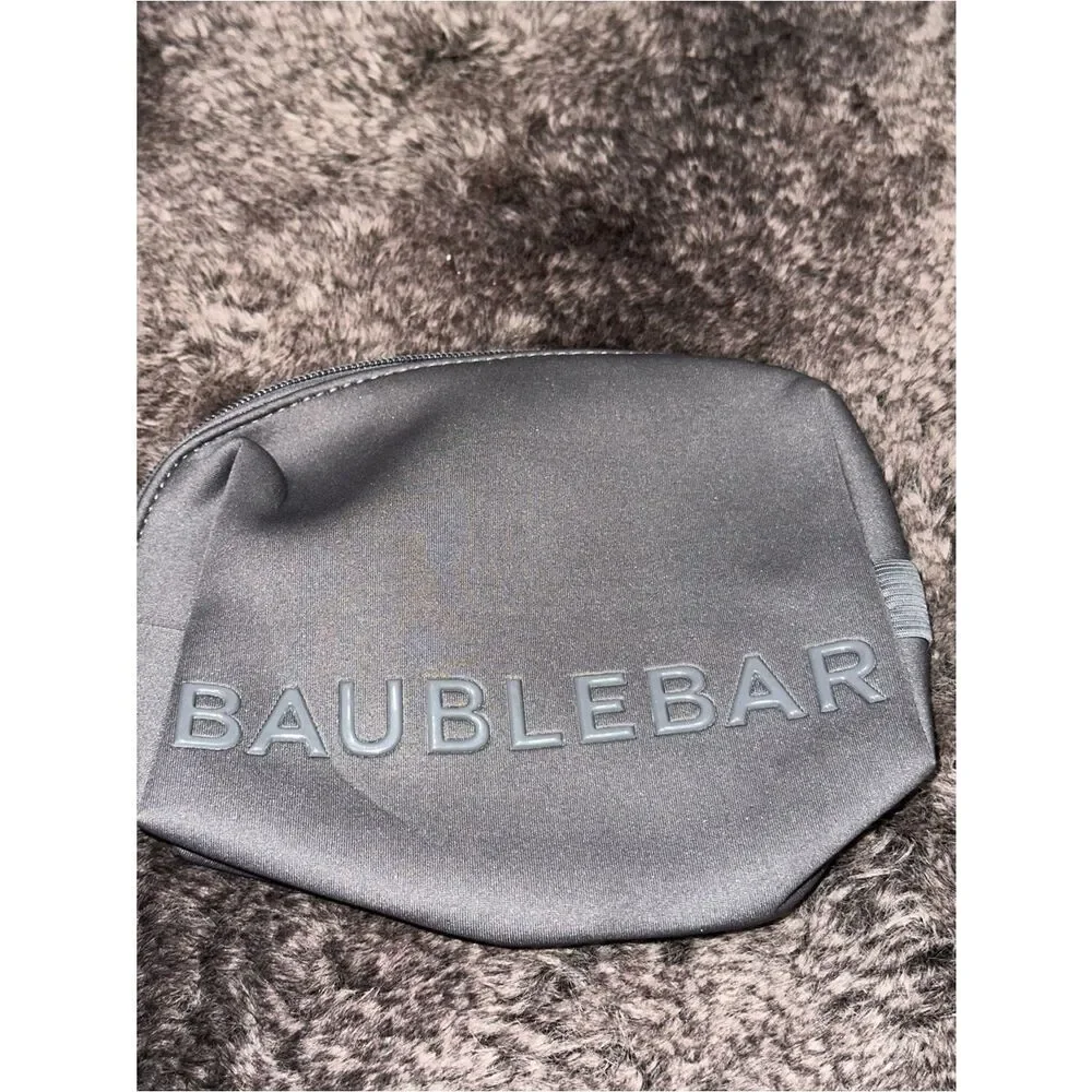 BaubleBar medium size