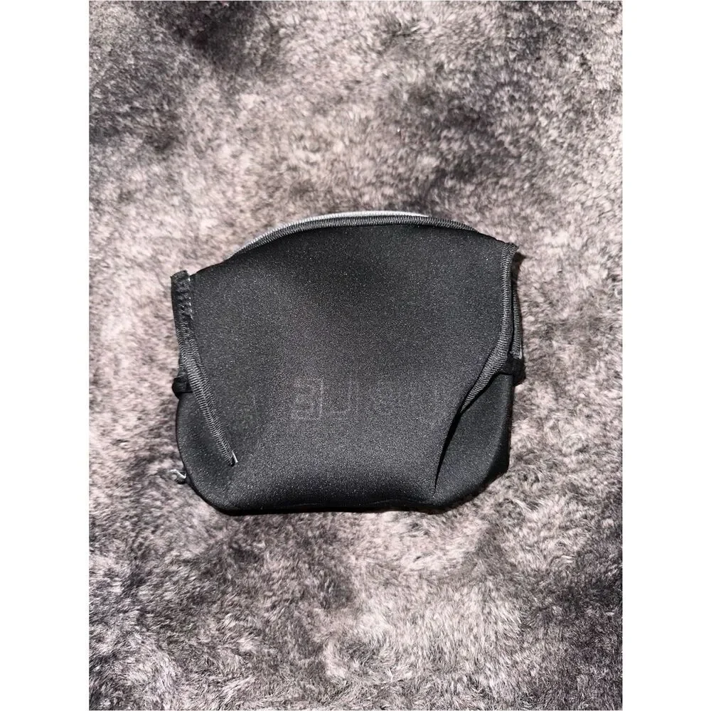 BaubleBar medium size