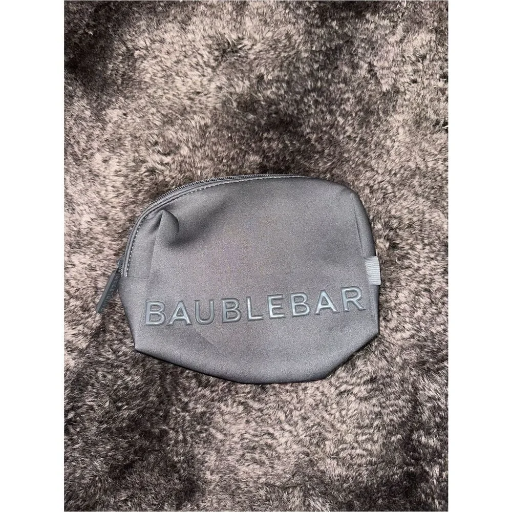BaubleBar medium size