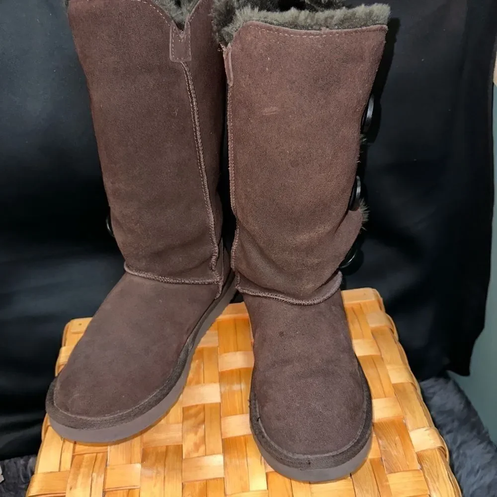 UGG chocolate suede