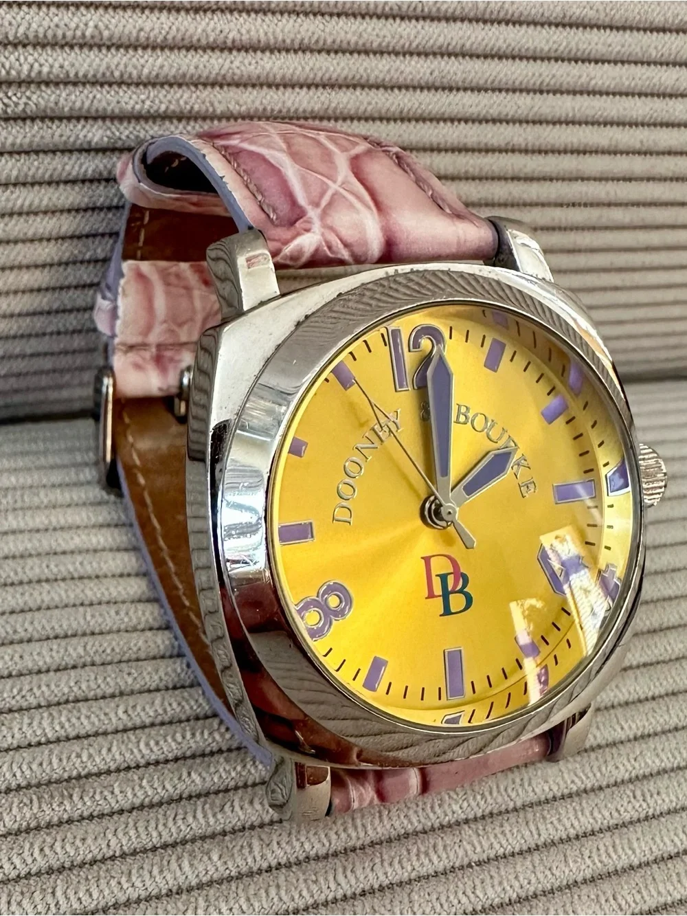 Bintage Dooney & Bourke Square-Cased Quartz Wristwatch