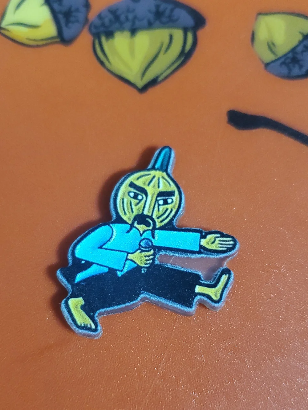 Parappa Onion-Head Character Acrylic Pin in Bright Yellow & Teal