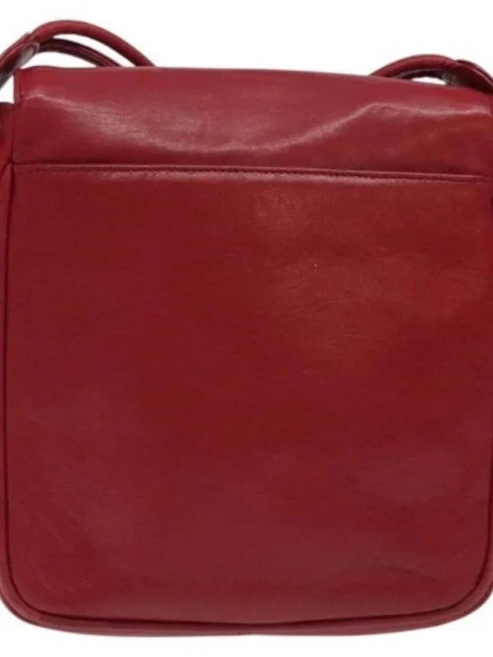 CHANEL brand	chanel color	red