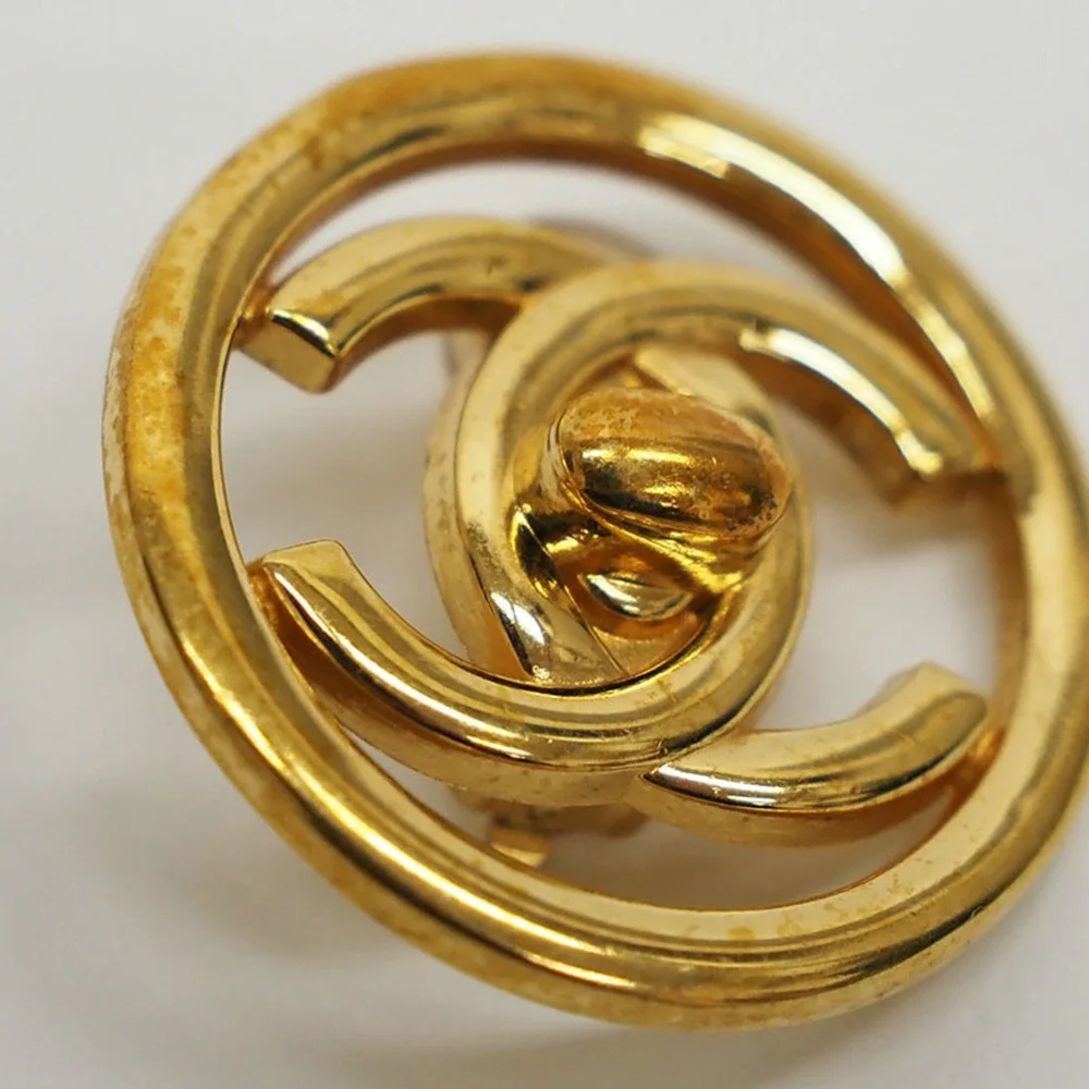 CHANEL gold earrings