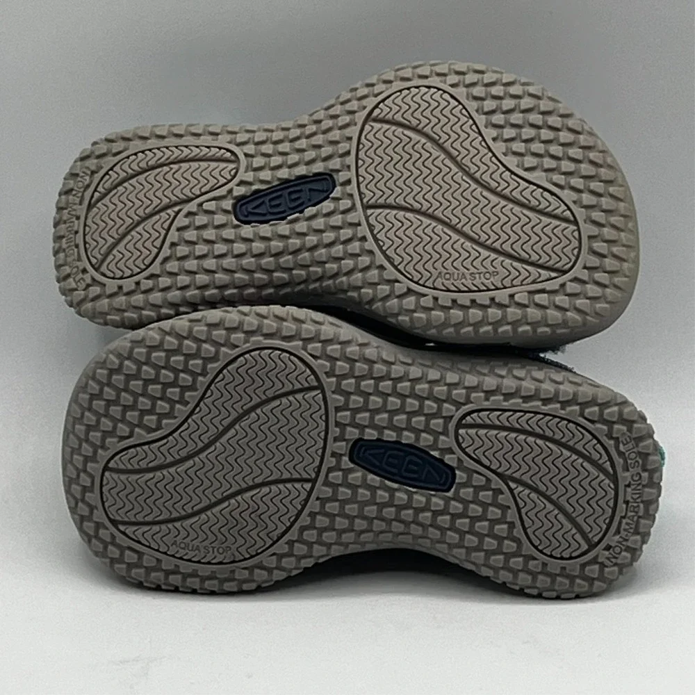 Keen kids stingray