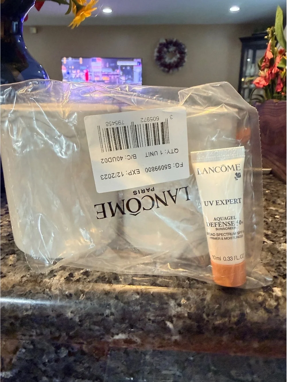 Lancôme UV Expert Aquagel Defense 50 Sunscreen 10ml