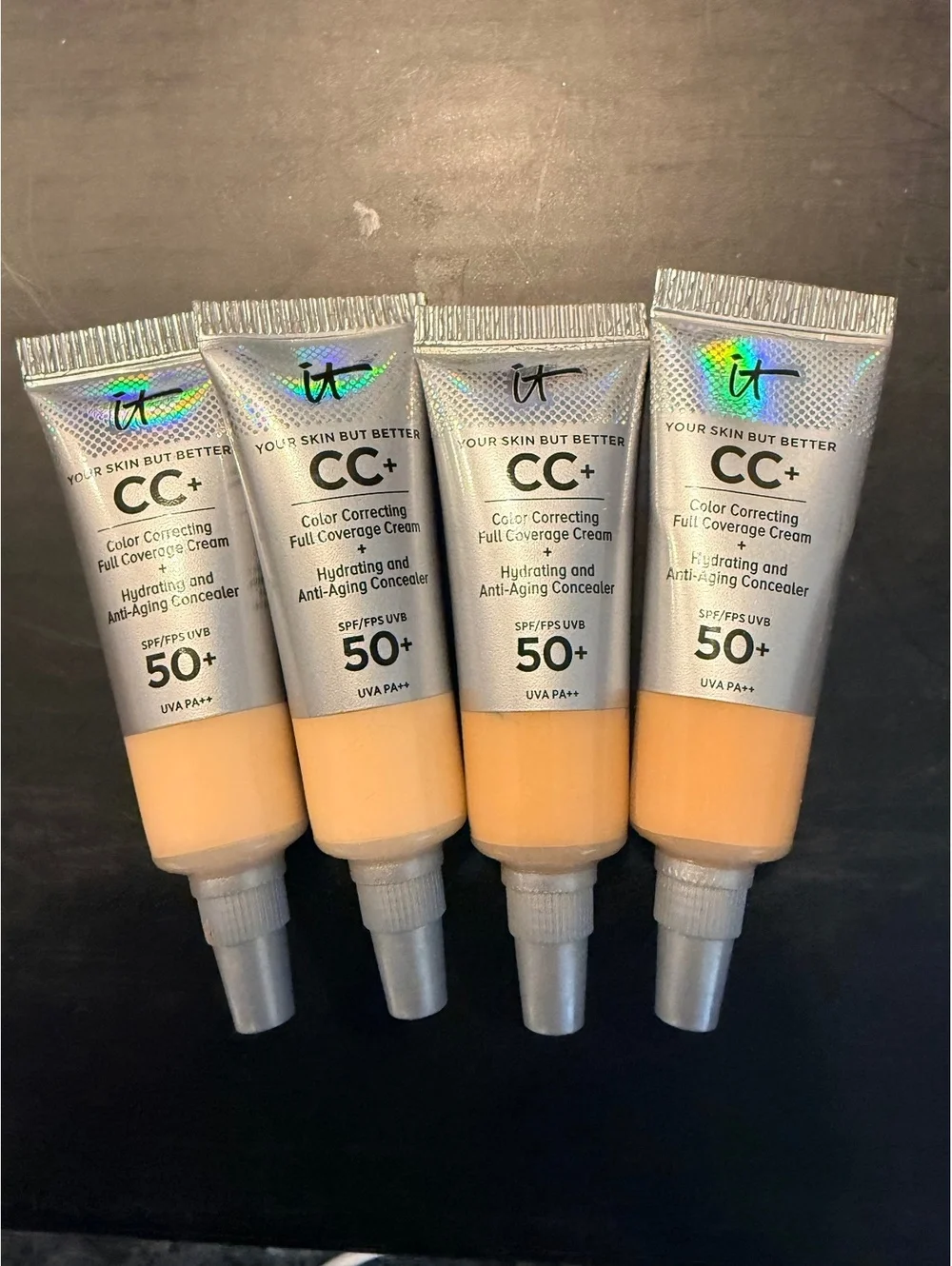 4 CT IT Cosmetics CC+ Color Correcting Full Coverage Cream SPF 50+