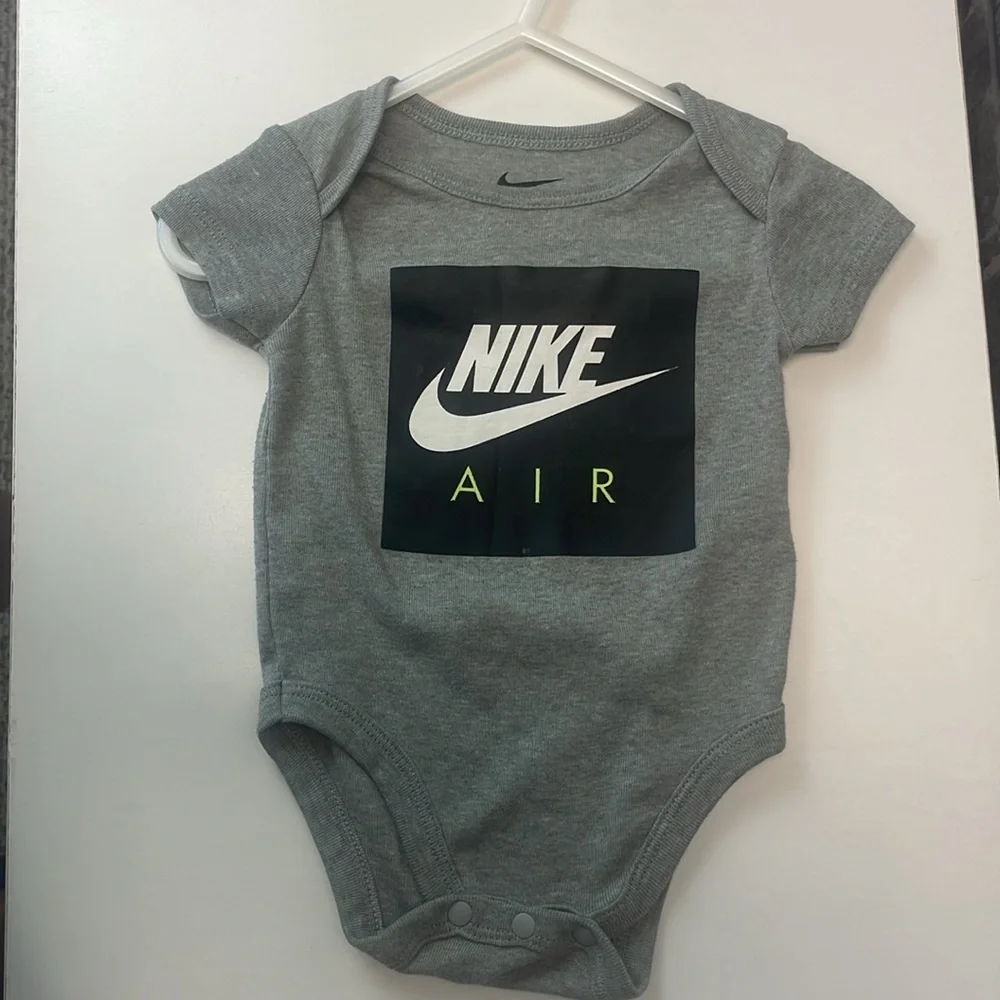 Nike gray baby