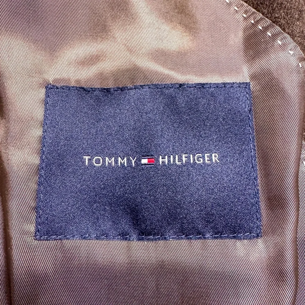 Tommy Hilfiger approximate silk clean