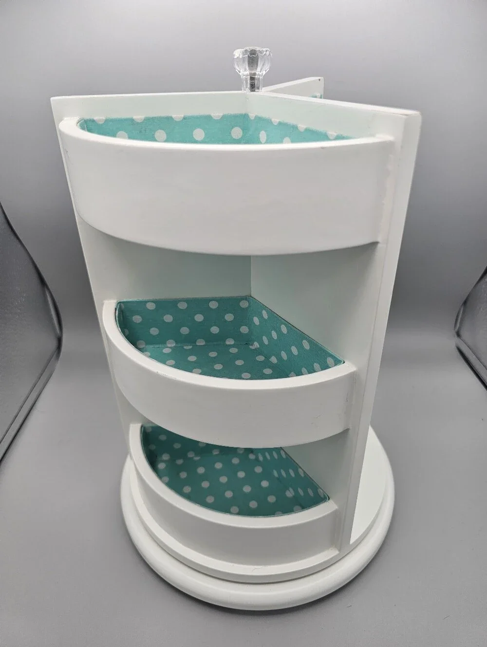Pottery‎ Barn Teen Rotating 3-sided White Turquoise Polka Dot Jewelry Organizer