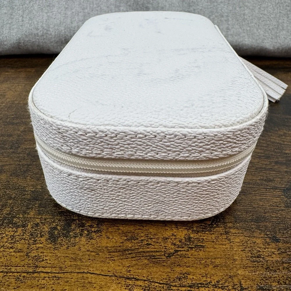 Cynthia Rowley white zip
