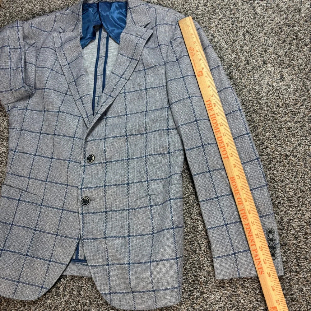 johnnie-O features measurements