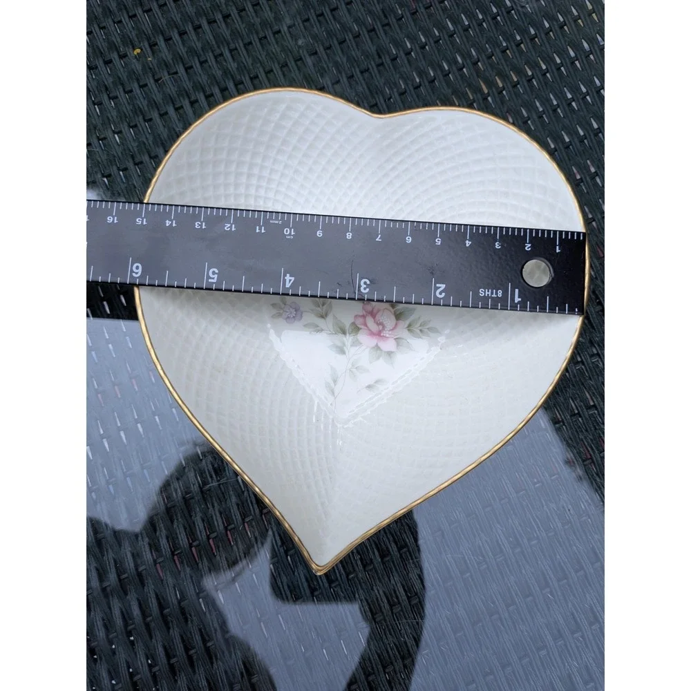 N/A trinket made