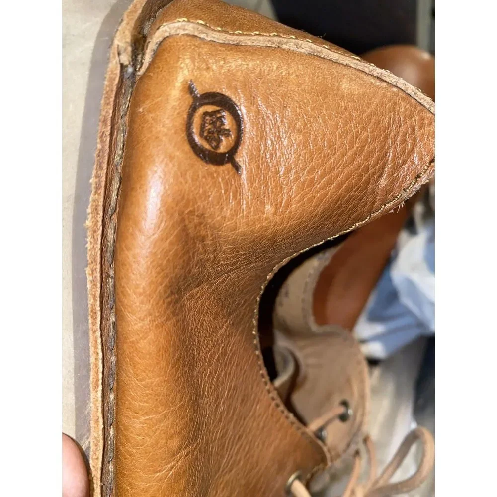 Born oxford brown