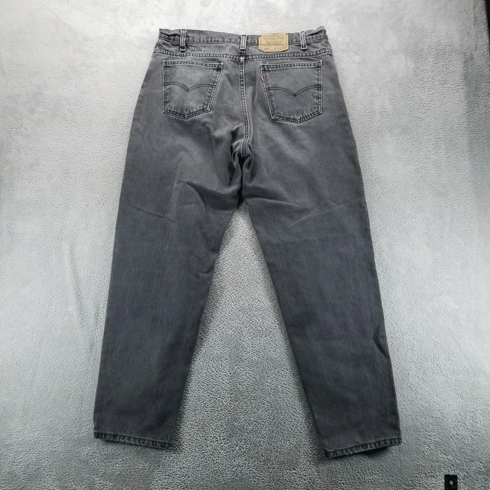 Levis before purchasing