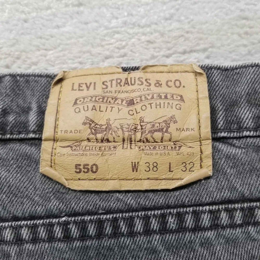 Levis before purchasing