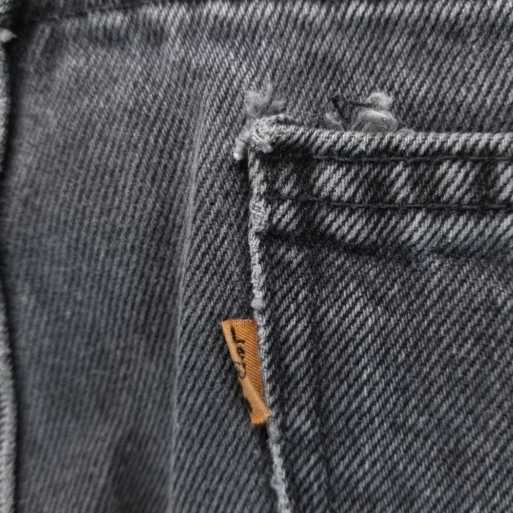 Levis before purchasing