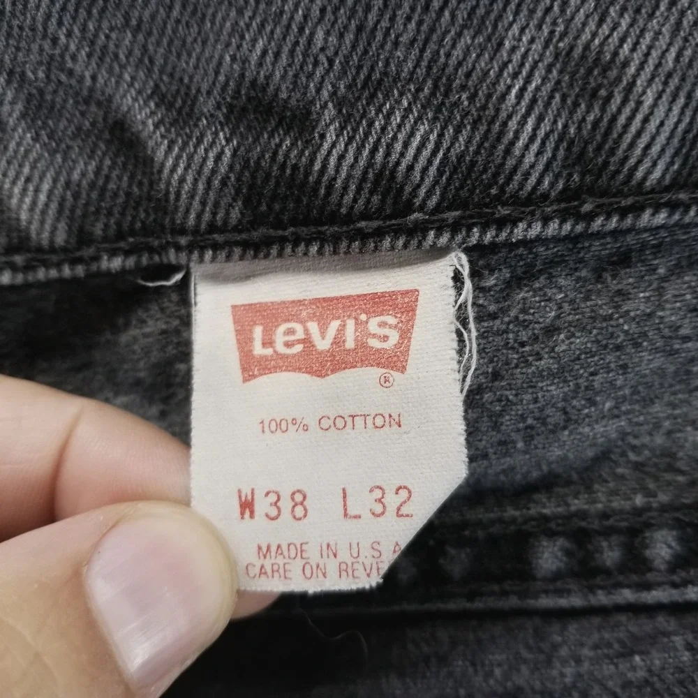 Levis before purchasing